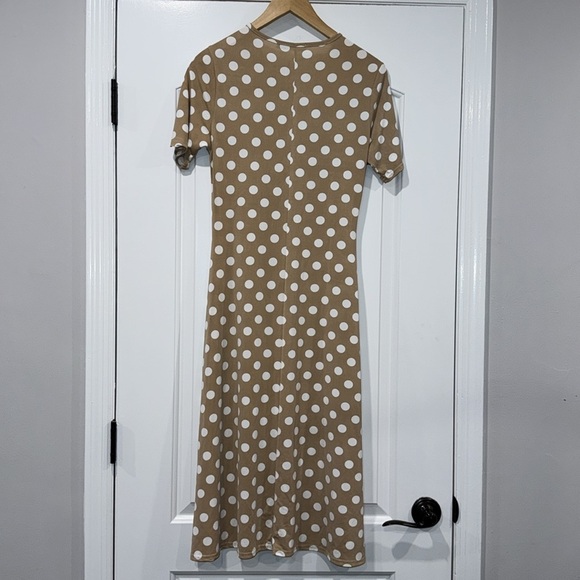 🔵 Boohoo Polka Dot Tan Mocha Dress New w/ Tag Size 8 - Picture 7 of 8